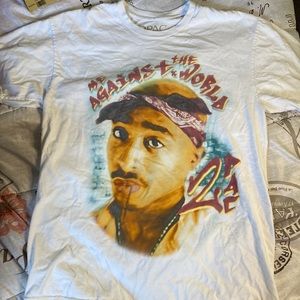 Tupac graphic tee